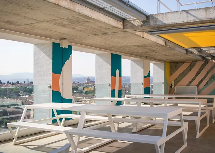 Cx Student&explorer Place Hotel *